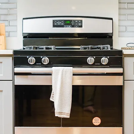 Apartment Family-Friendly 4Br Boston Stay Near Franklin Park, Free Parking, Near Mtba 233-3