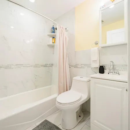 Family-friendly 4br Near Franklin Park, Free Parking, Near Mtba 233-3 * Boston