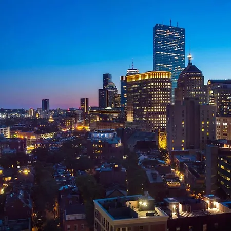 Courtyard By Marriott Downtown 4*
