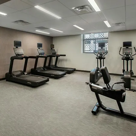 Courtyard By Marriott Downtown Boston