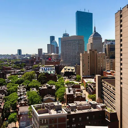 Courtyard By Marriott Downtown