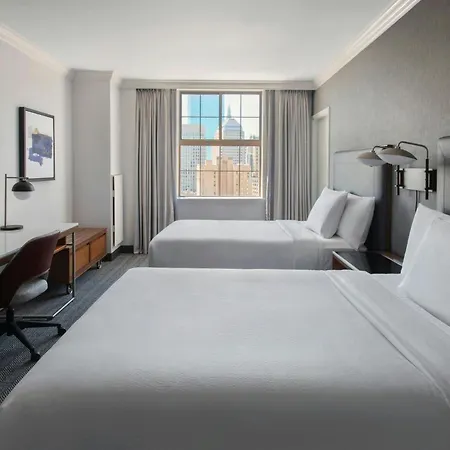 Courtyard By Marriott Downtown