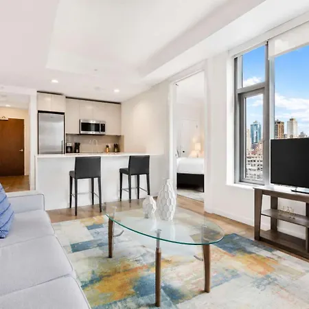 Bright Downtown Seaport Apartment