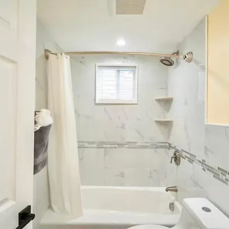 Apartment Stylish 4br Boston, Pet-friendly Near Savin Hill, I-93 & Red Line 30-1