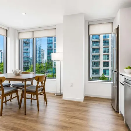 Full Private Downtown Seaport Apartment *