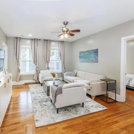 In-unit Laundry Your Family And Friends Space * Boston