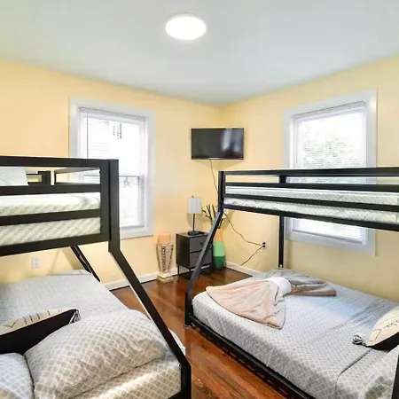 Apartment Stylish 4br Boston, Pet-friendly Near Savin Hill, I-93 & Red Line 30-1 Boston