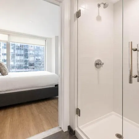 Full Private Downtown Seaport