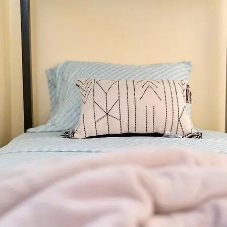 Stylish 4br Boston, Pet-friendly Near Savin Hill, I-93 & Red Line 30-1 Boston