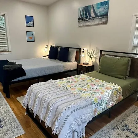 -no16- Extra Spacious In A House - 10 Min To Line T Station & College - Centrally Located At Brighton * Boston