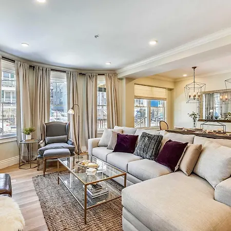 Holiday home Cozy Near T Boston