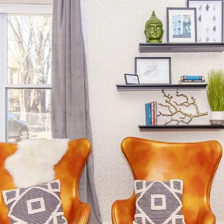 Cozy Duplex Near T Holiday home