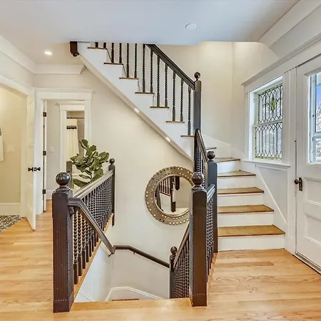 Spacious New Renovation Near T Holiday home Boston