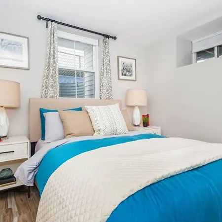 Holiday home Bright & Spacious Near T