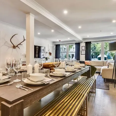 Luxe Near T