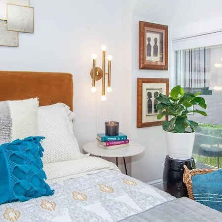 Cozy Near T * Boston
