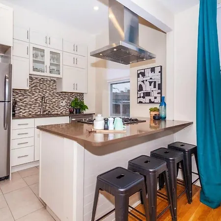 Holiday home Cozy Oasis Near South End
