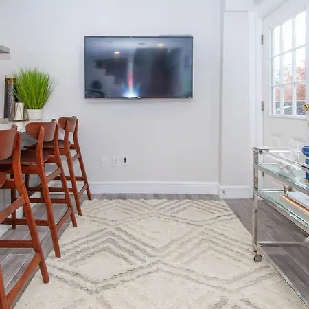 Cozy Duplex Near T Holiday home