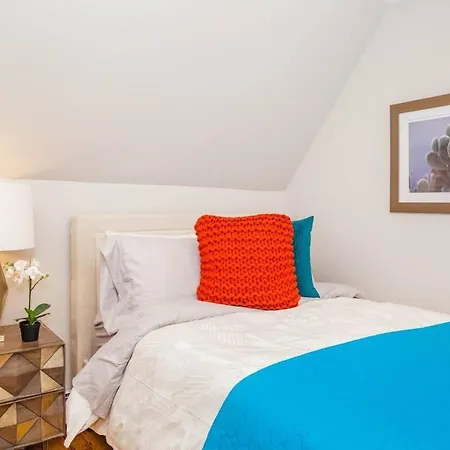 Holiday home Charming Near T *