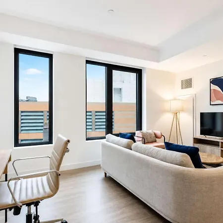 Apartment Luxury Seaport Rooftop & Pool