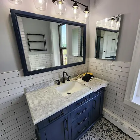 Apartment Historic Jp Brownstone