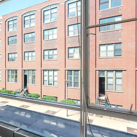 Blueground Square Fitness Center Nr Harvard Bos-1248 * Boston