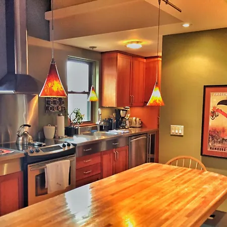 Historic Jp Brownstone Boston
