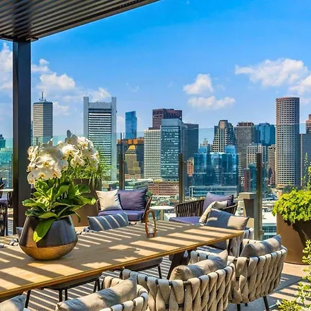 Luxury Seaport Rooftop & Pool