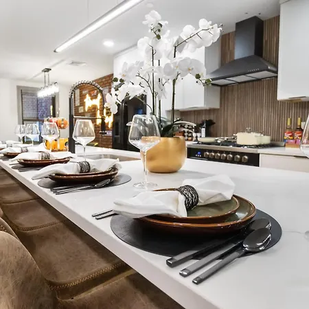 North End 2-story Penthouse | Prime Location *