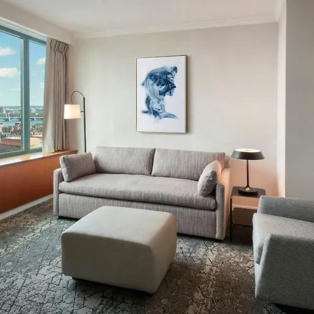 Sheraton Hotel 4*