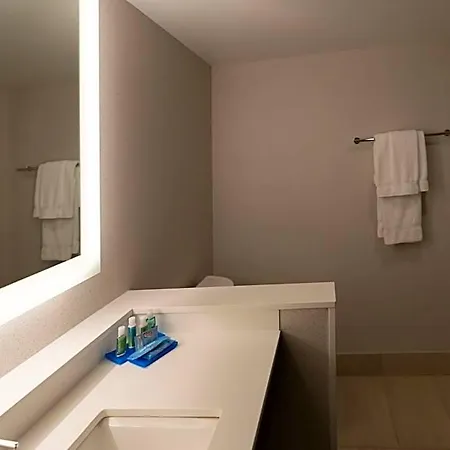 Hotel Express By Ihg 3*
