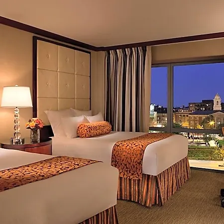 The Bostonian Hotel
