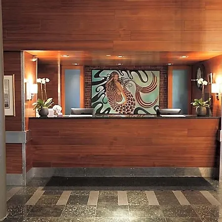 Hotel Harborside 3*