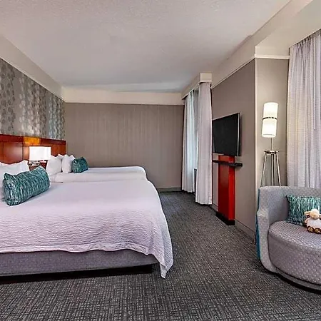 Courtyard Copley Square Hotel 3*