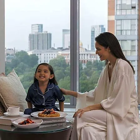 Hotel The Ritz-carlton,