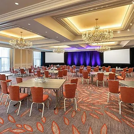 Hyatt Regency 4*