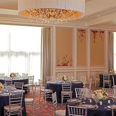 Hyatt Regency Hotel 4*