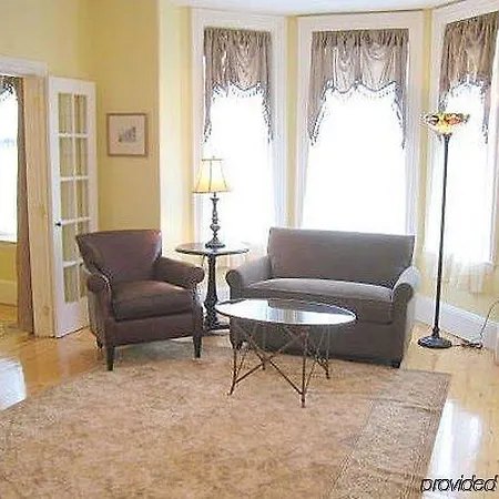 Back Bay Suites Boston