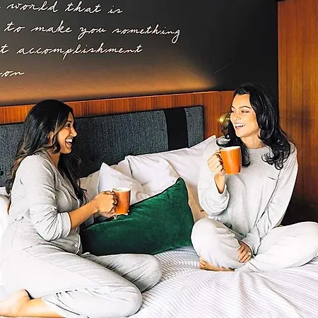 Hotel Cambria Downtown - Seaport Boston