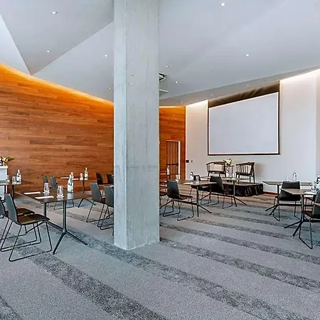 Cambria Downtown - Seaport 4* Boston