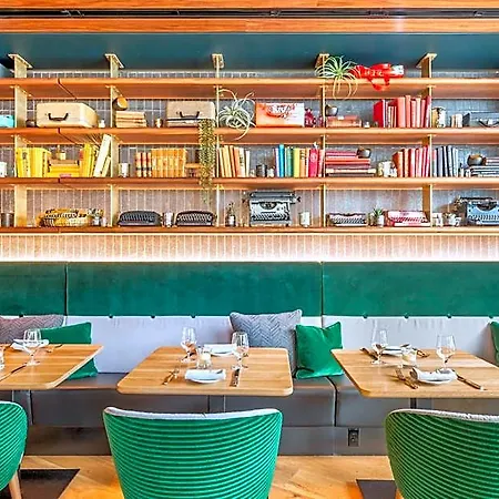 Cambria Downtown - Seaport Hotel Boston