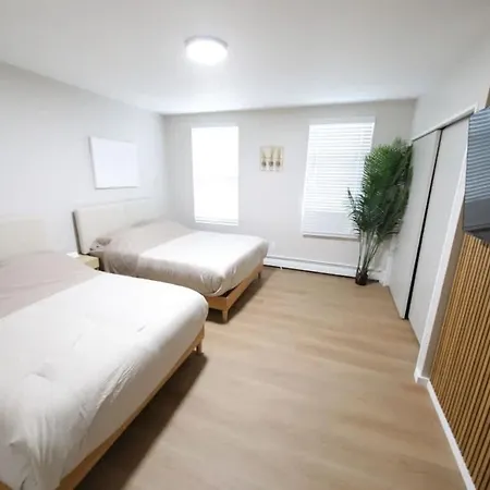 Nomadiq - Walk To Airport, 5 Min To Downtown 01 Apartment *