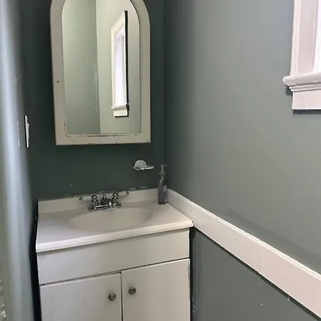-no65- Fancy In A House - Steps To College & Line At Brighton Homestay Boston