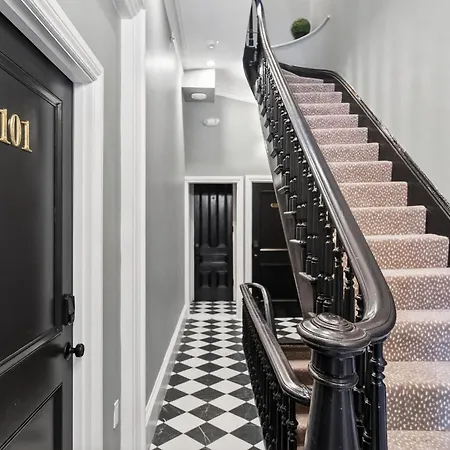 Hotel The Concord