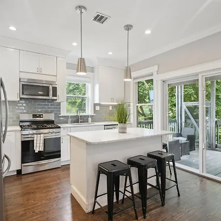 Contemporary Duplex Near The T * Boston