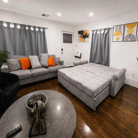 New 4-bedroom, 5 Bed, 2.5bath Near Downtown Boston