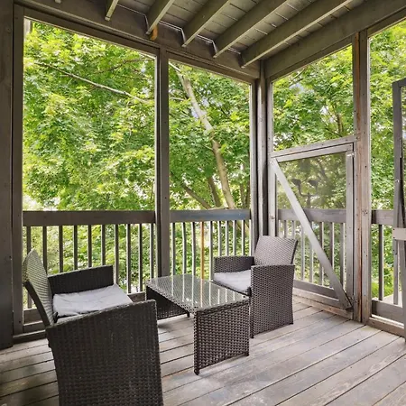 Holiday home Contemporary Duplex Near The T *