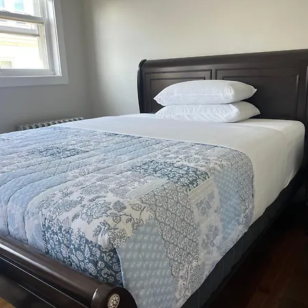 Airport And Guest house 4*