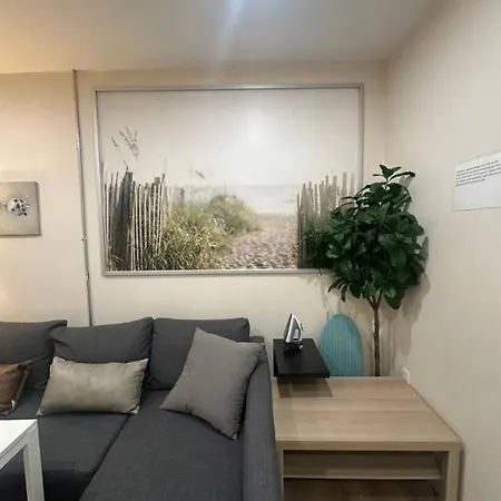 -no3a- Private In A Cozy - Steps To T Orange Line & Medical Center - South End Near Downtown Homestay *