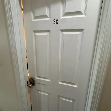 Homestay -no3c- Private In A Cozy - Steps To T Orange Line & Medical Center - South End Near Downtown Boston